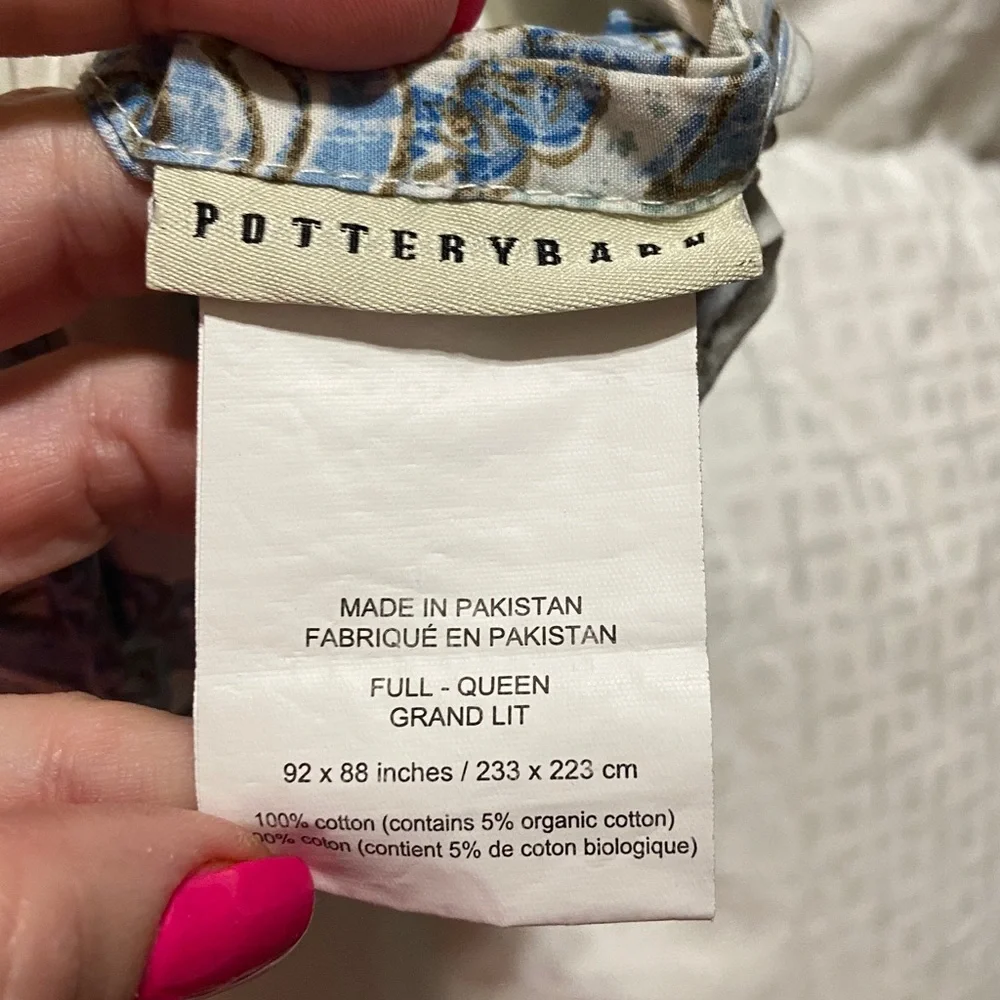 Pottery Barn Britt Medallion Queen Duvet